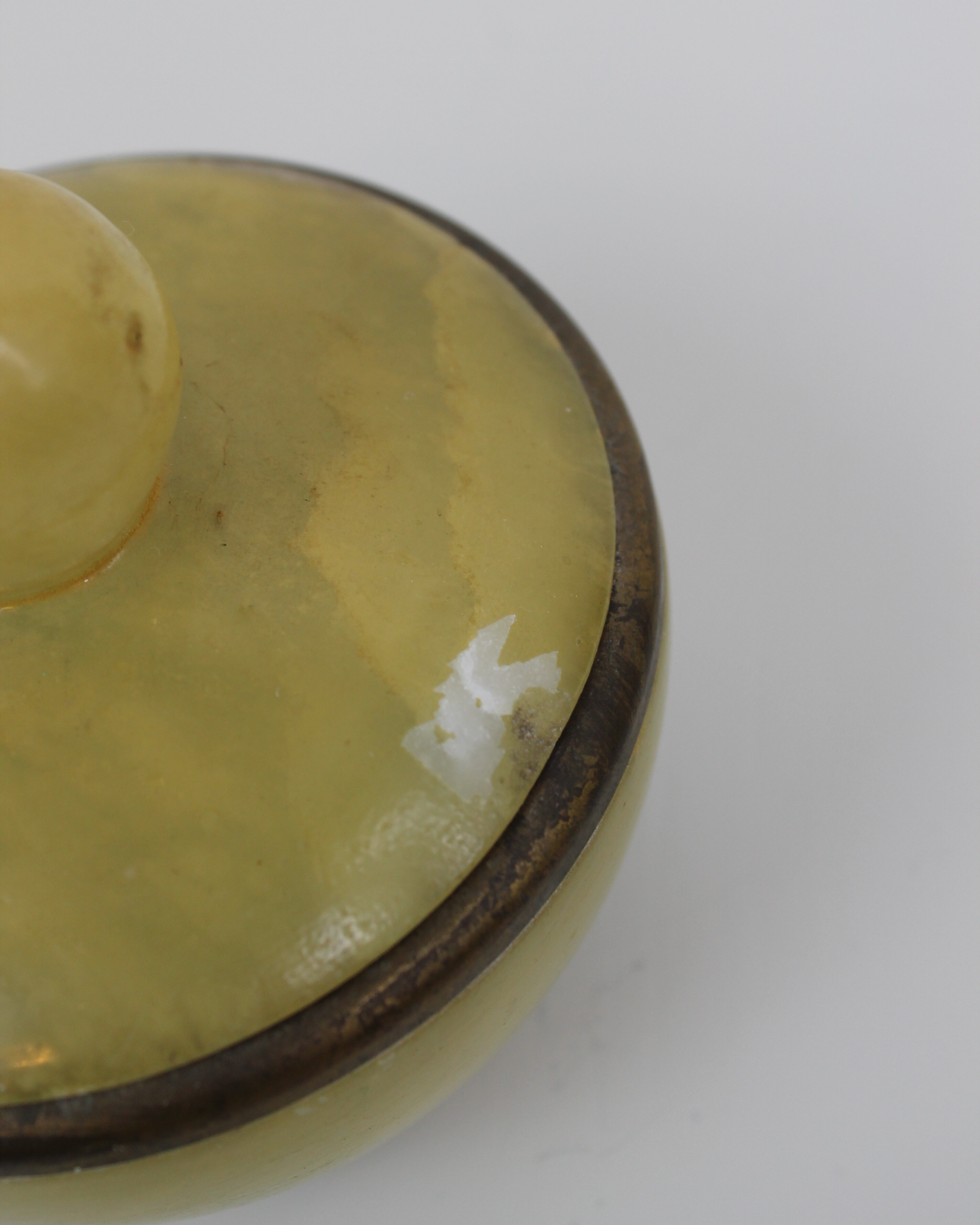 Vintage Alabaster Trinket Pot with Lid - The Estate