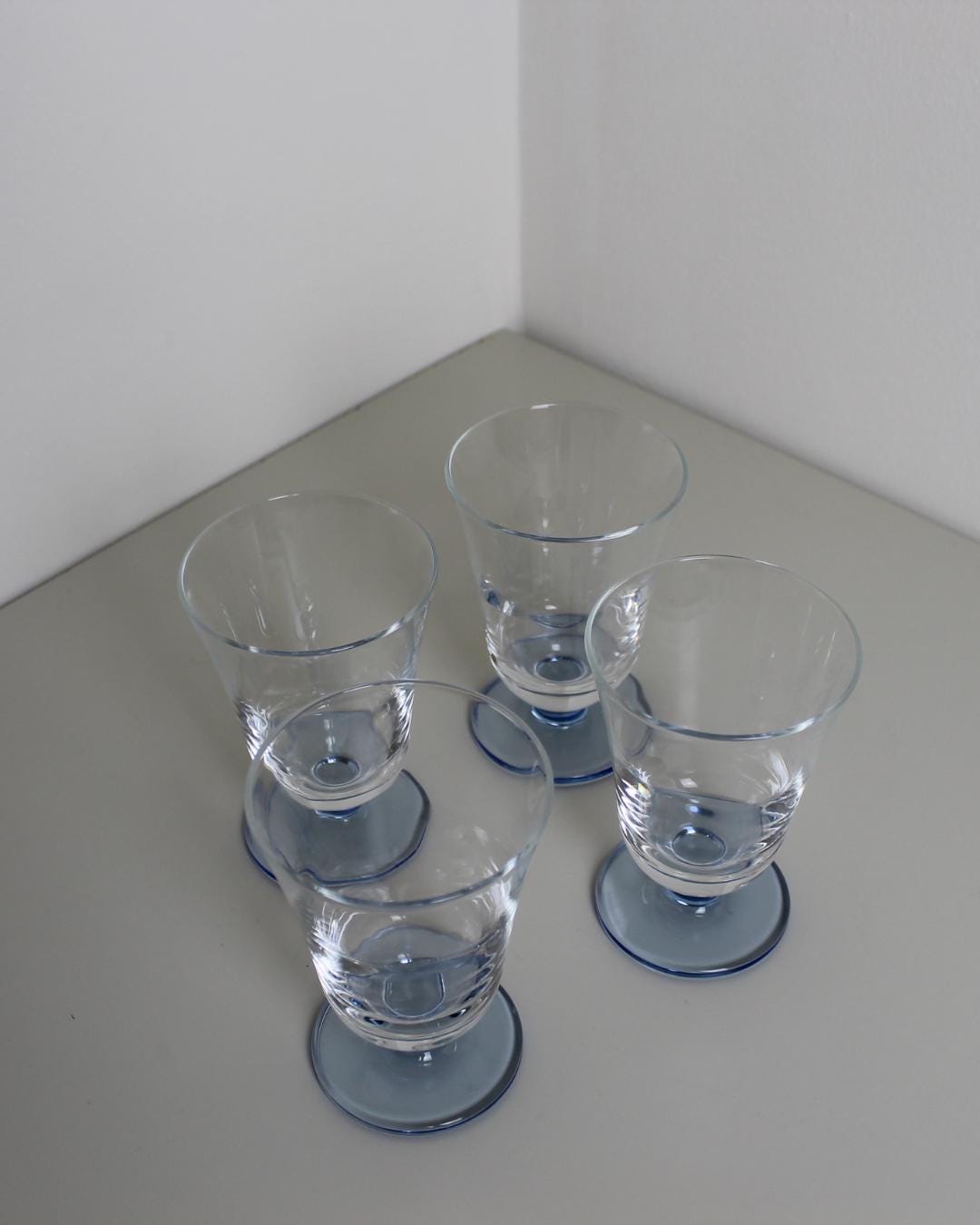 Blue-Footed Stemmed Water / Wine Glasses – Set of 4 Minimal Tumblers, 2000s Scandinavian Style - The Estate