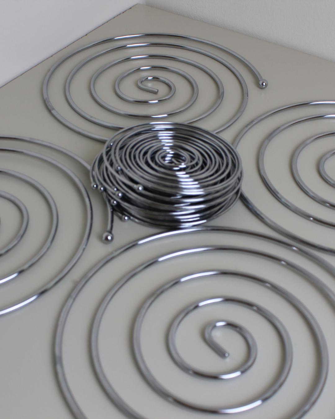 Postmodern Chrome Spiral Trivet & Coaster Set (15pcs) with Holders – 1980s Style - The Estate