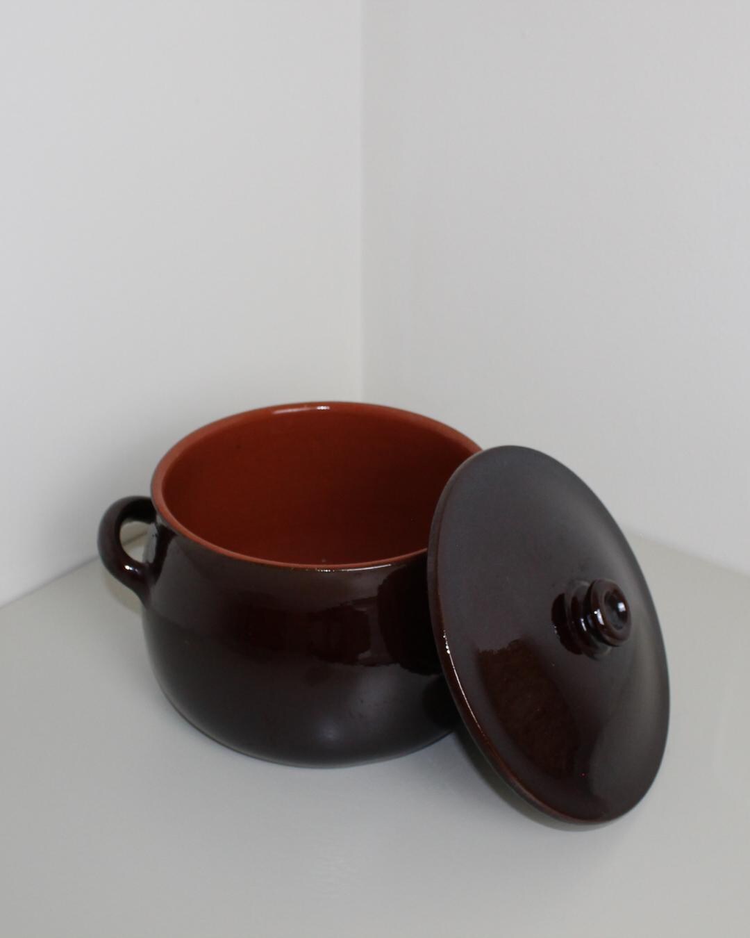Vintage Brown Glazed Earthenware Casserole Pot – Lidded Bean / Soup Crock with Handles, 1970s Stonew - The Estate