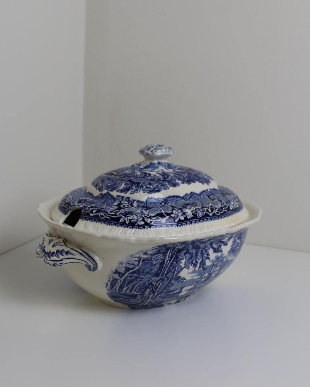 Mason’s “Vista” Blue Ironstone Tureen — Oval Lidded Soup / Vegetable Server, c. 1950s England - The Estate