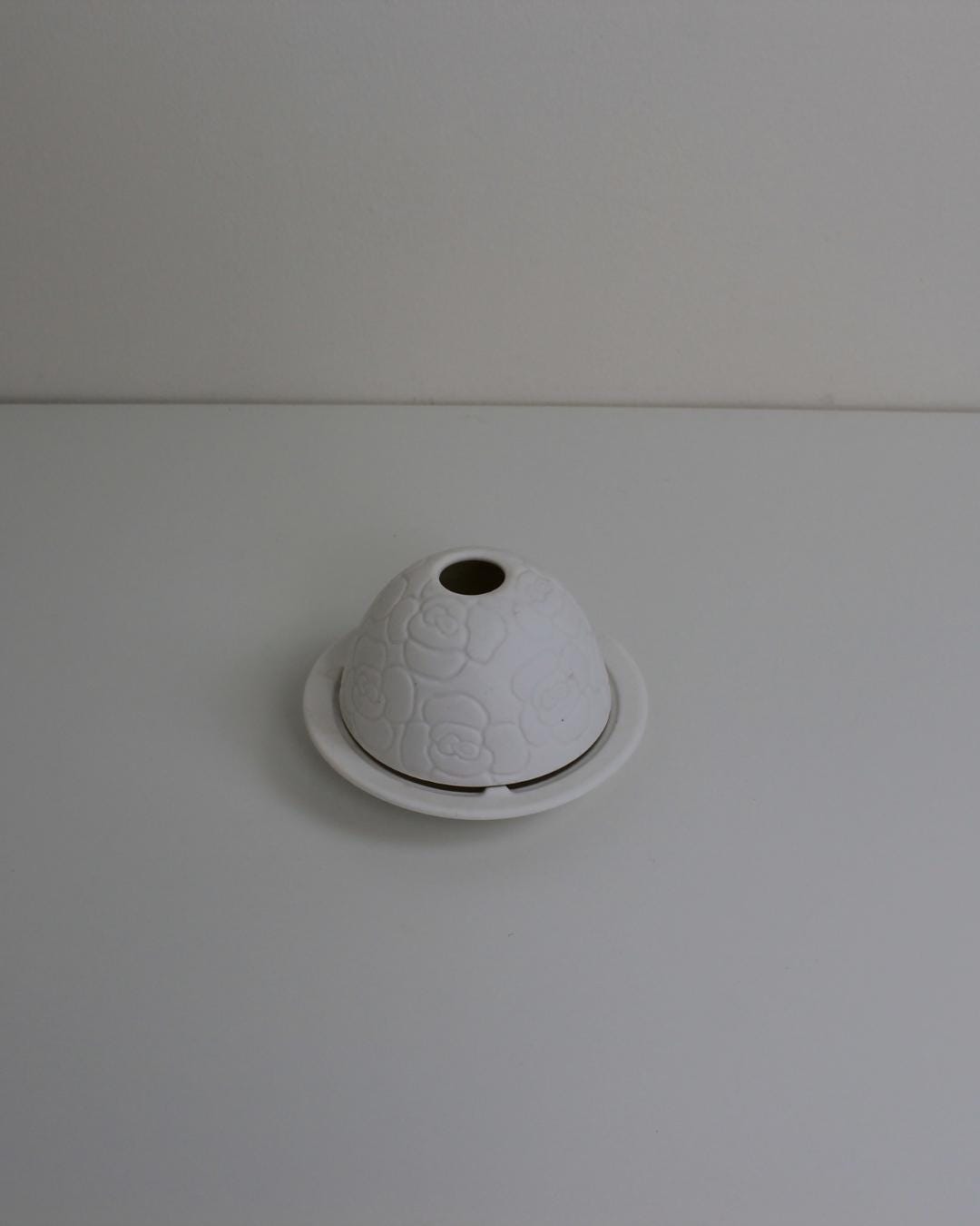 White Ceramic Tealight Dome Holder with Floral Embossed Pattern - The Estate