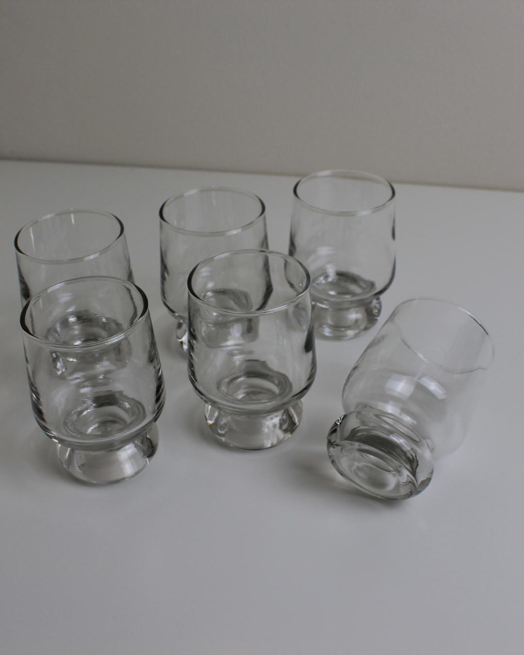 Arcoroc “Cavalier” Heavy-Base Footed Whisky & Water Tumblers — Set of 6, 1970s French Glass - The Estate