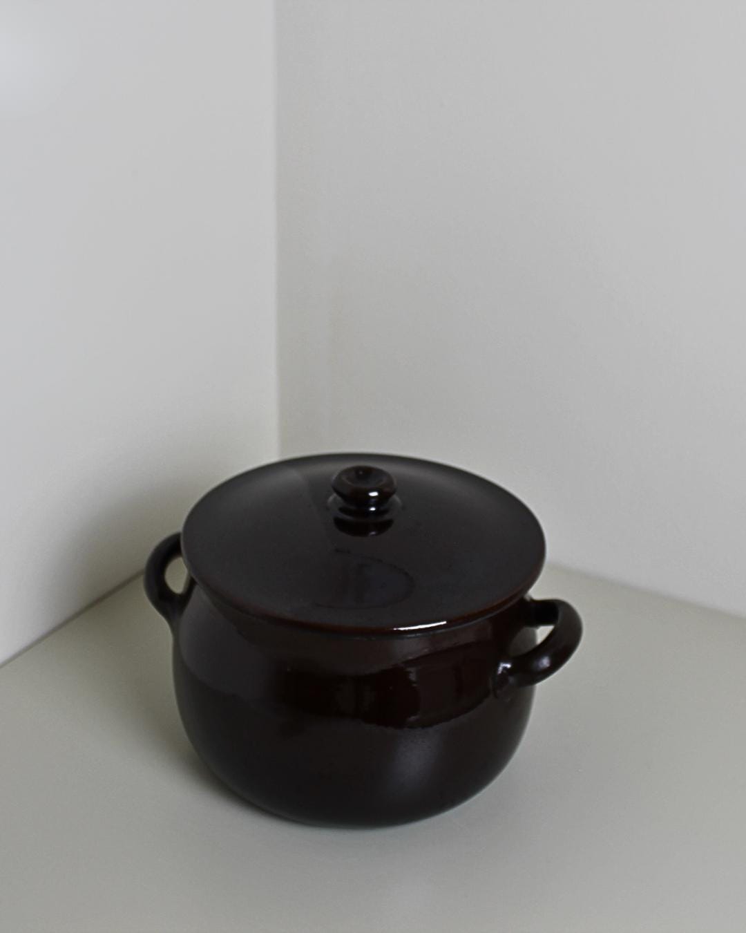 Vintage Brown Glazed Earthenware Casserole Pot – Lidded Bean / Soup Crock with Handles, 1970s Stonew - The Estate