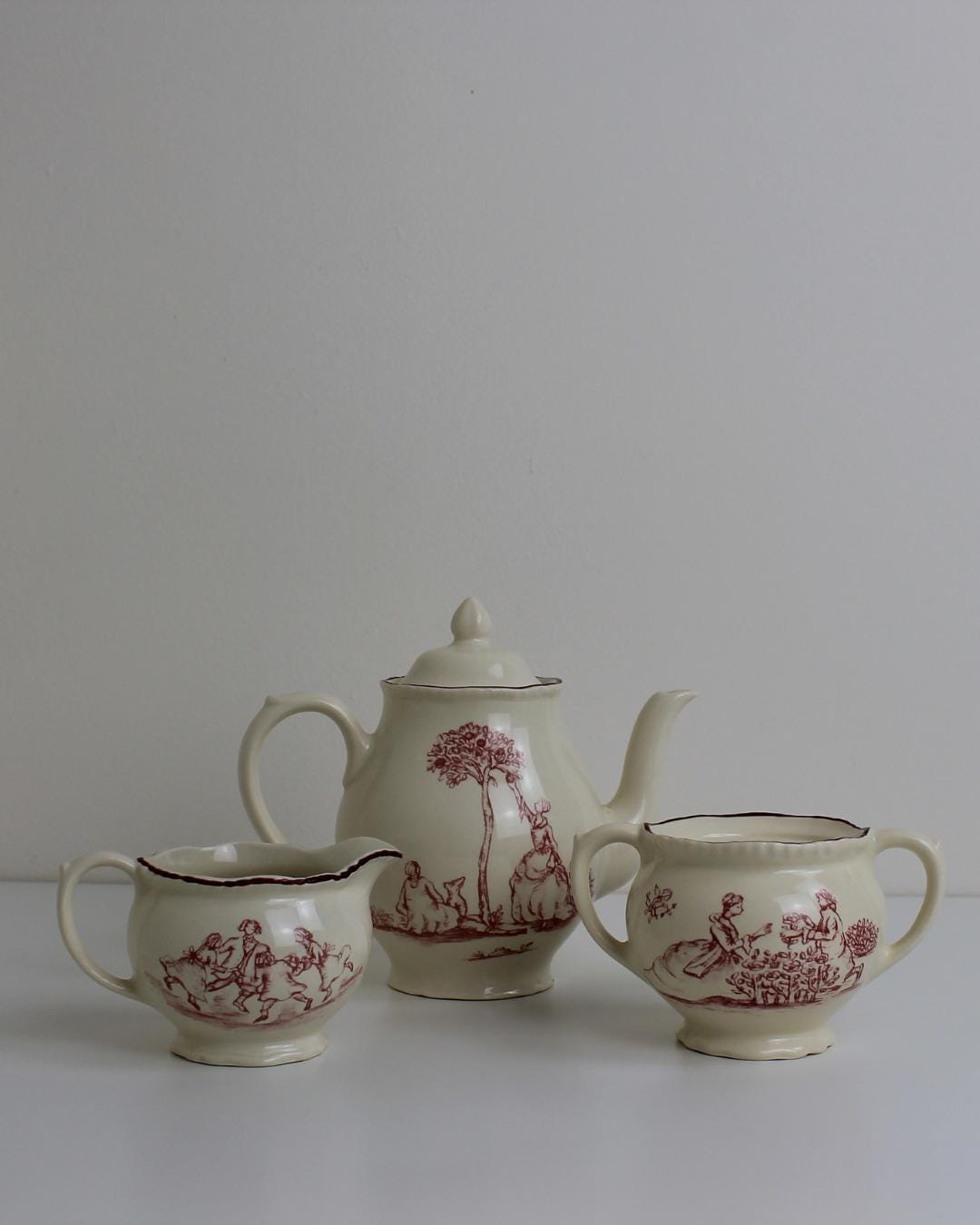 Staffordshire Potteries Red Transferware Teapot, Jug & Sugar Bowl Set – Mid-Century English - The Estate