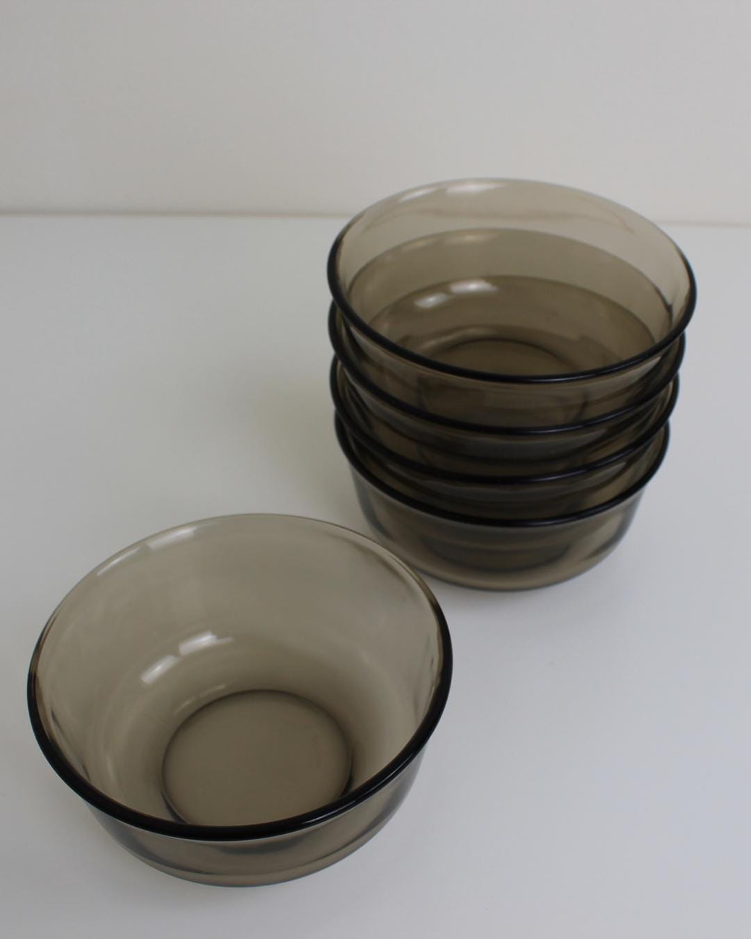 Set of 5 Arcoroc Smoked Glass Dessert Bowls – Mid-Century French Tableware - The Estate