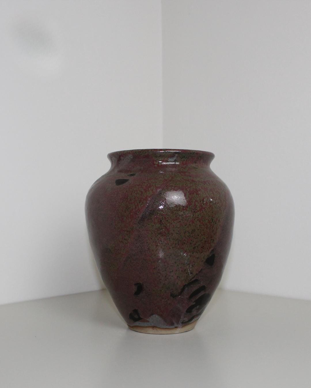 Copper-Red Studio Pottery Vase – British Baluster Form, Tenmoku Accents, 1970s-80s Wheel-Thrown Ston - The Estate