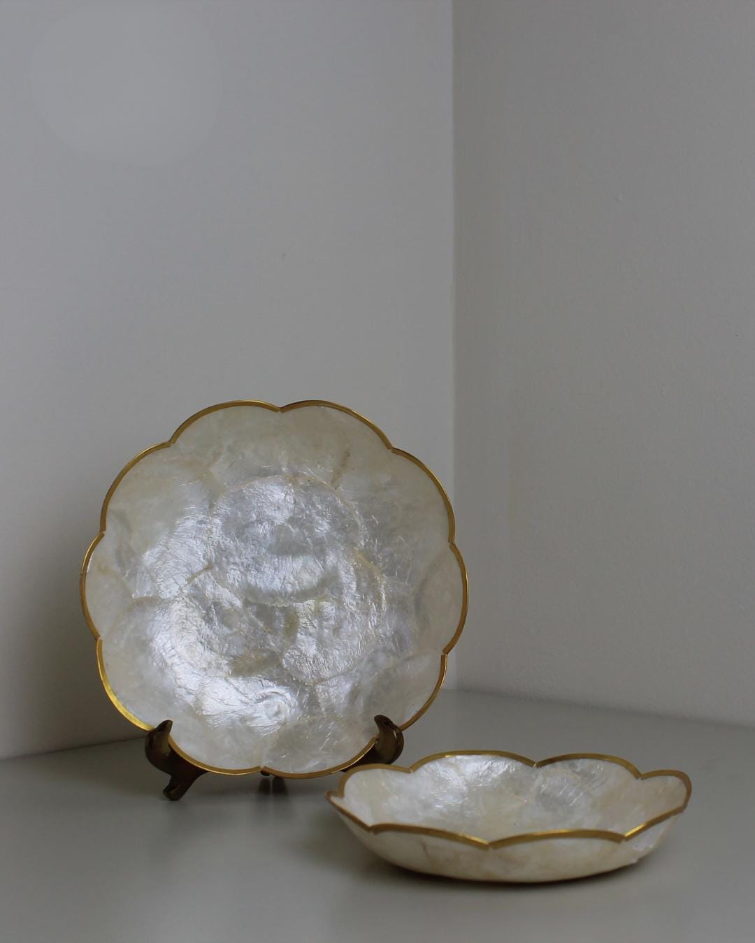 Set of Two Capiz Shell Bowls with Gilded Brass Rim – 1970s Coastal Glam - The Estate