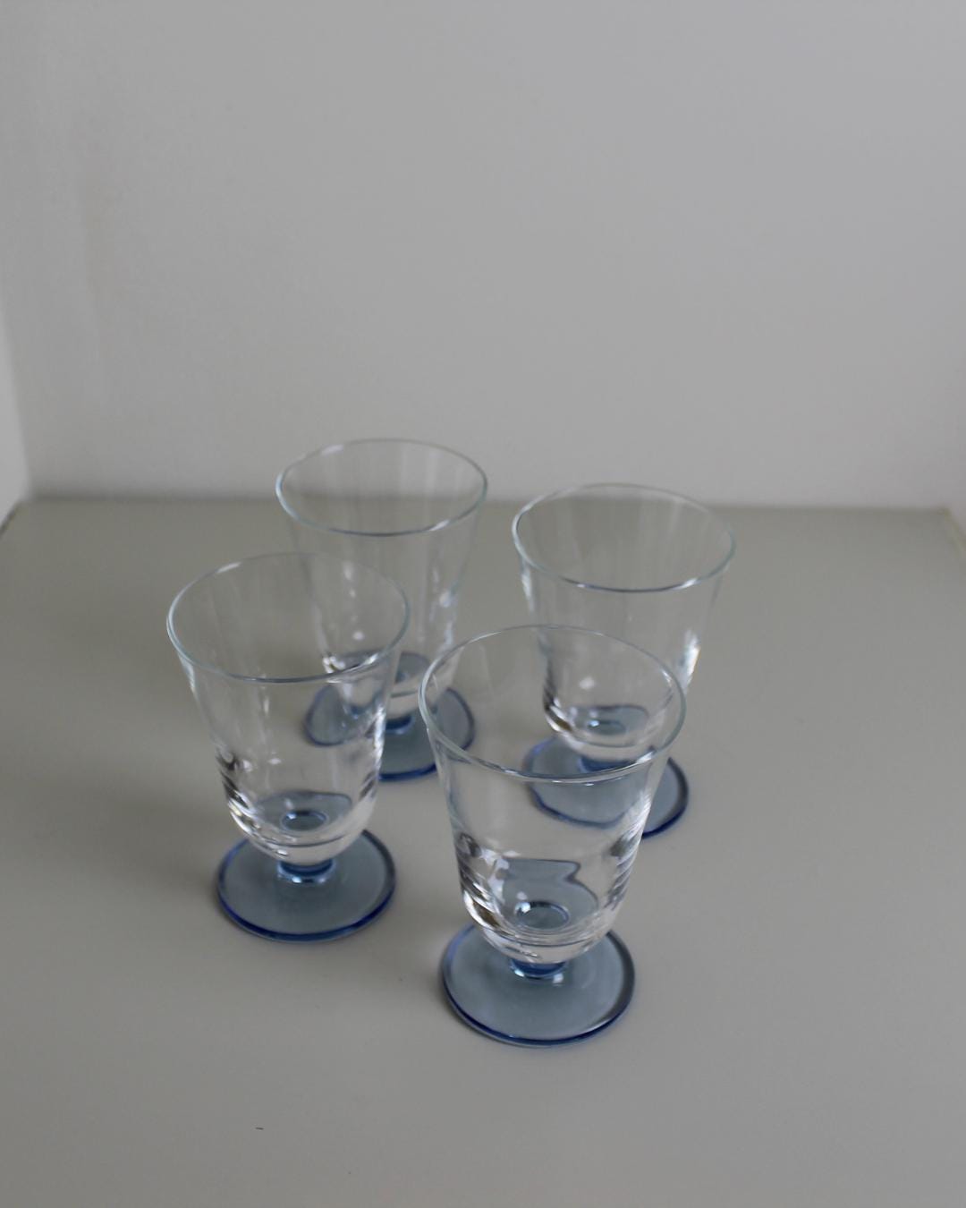 Blue-Footed Stemmed Water / Wine Glasses – Set of 4 Minimal Tumblers, 2000s Scandinavian Style - The Estate