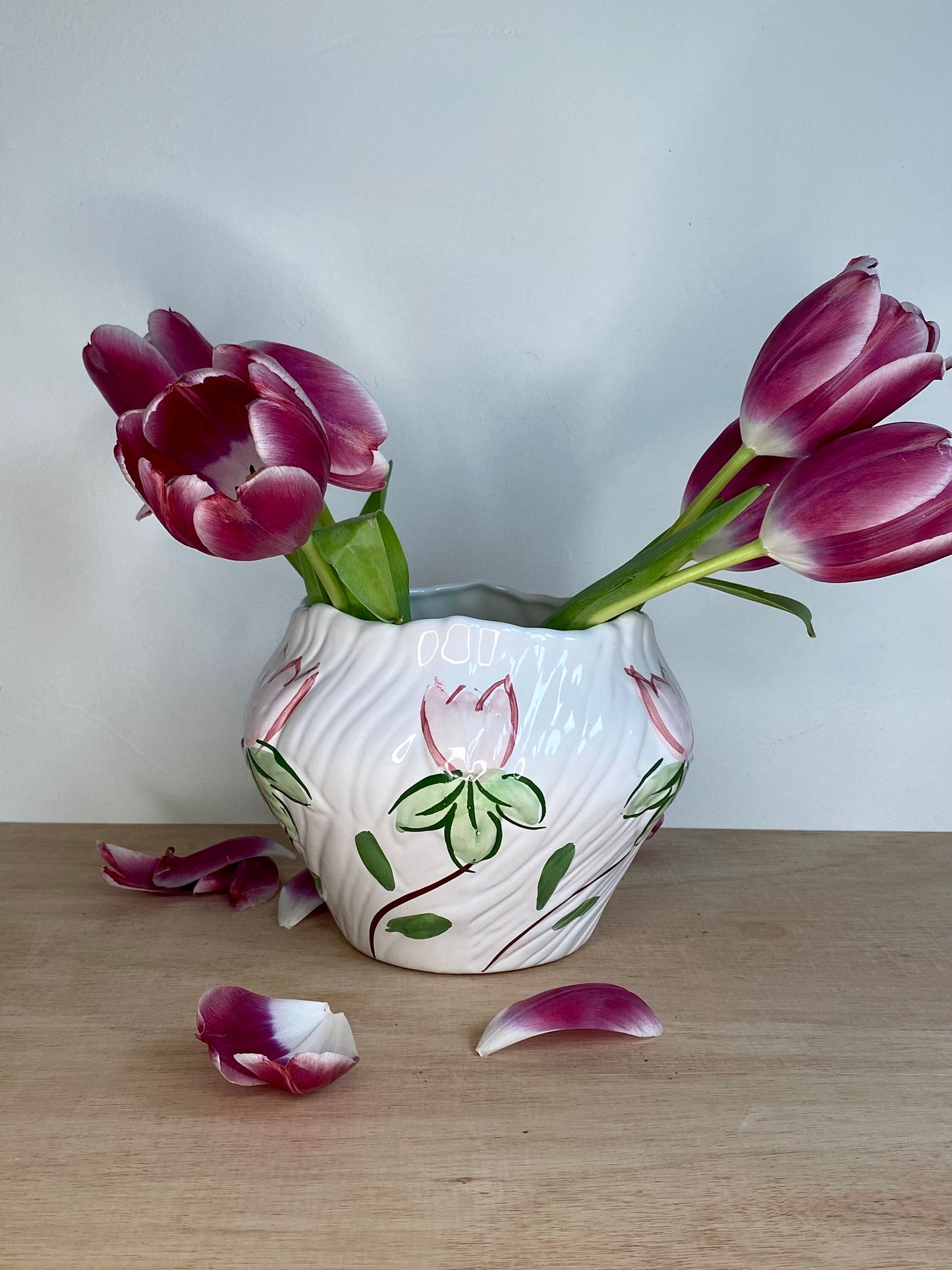 Vintage Ceramic Vase – Hand-Painted Pink Tulips – Fluted White Glaze – Cottageco - The Estate