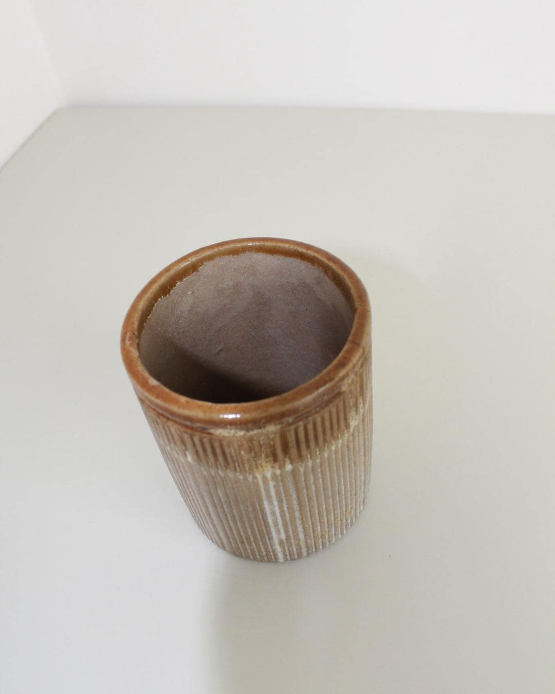 Studio Pottery Textured Clay Vessel – Brown Glazed Cup or Brush Pot, 10cm - The Estate