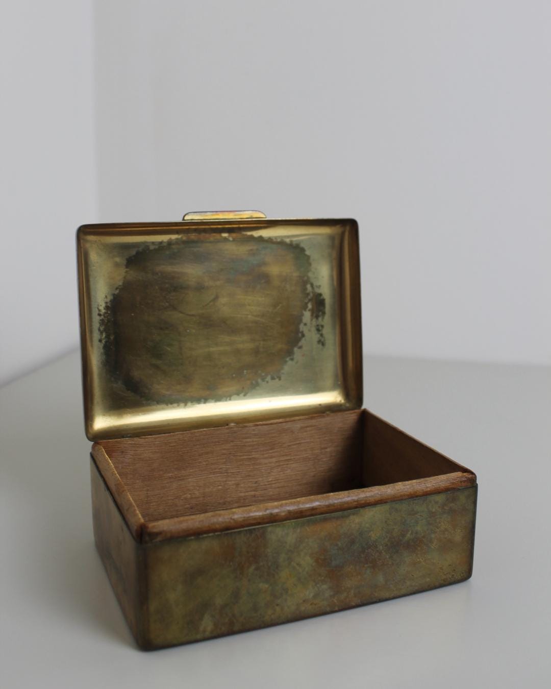 Vintage Brass & Wood Cigarette Box with Patina, India, Mid-Century - The Estate