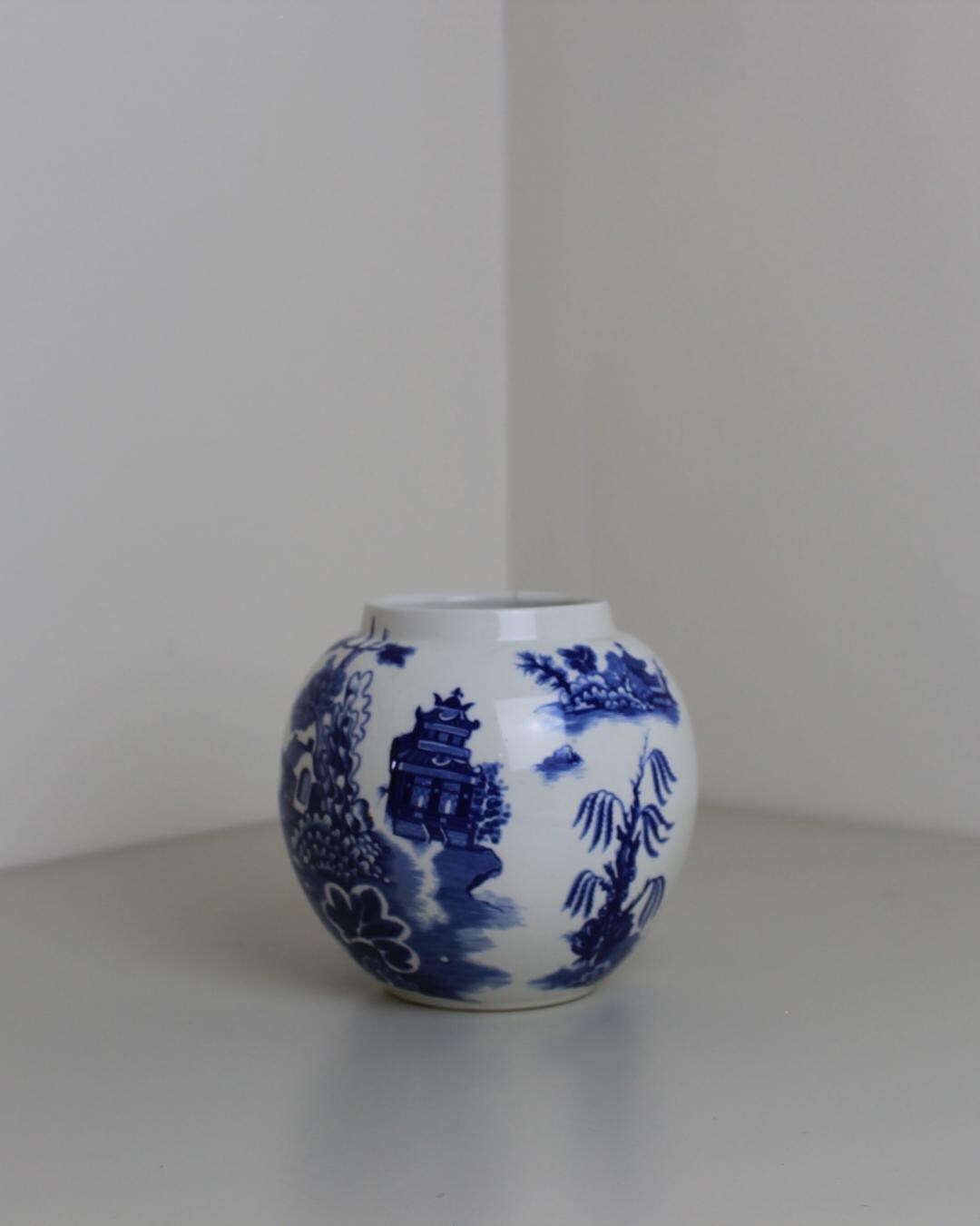 Blue Willow Ginger Jar by Regency Fine Arts – Vintage English Transferware Vase - The Estate