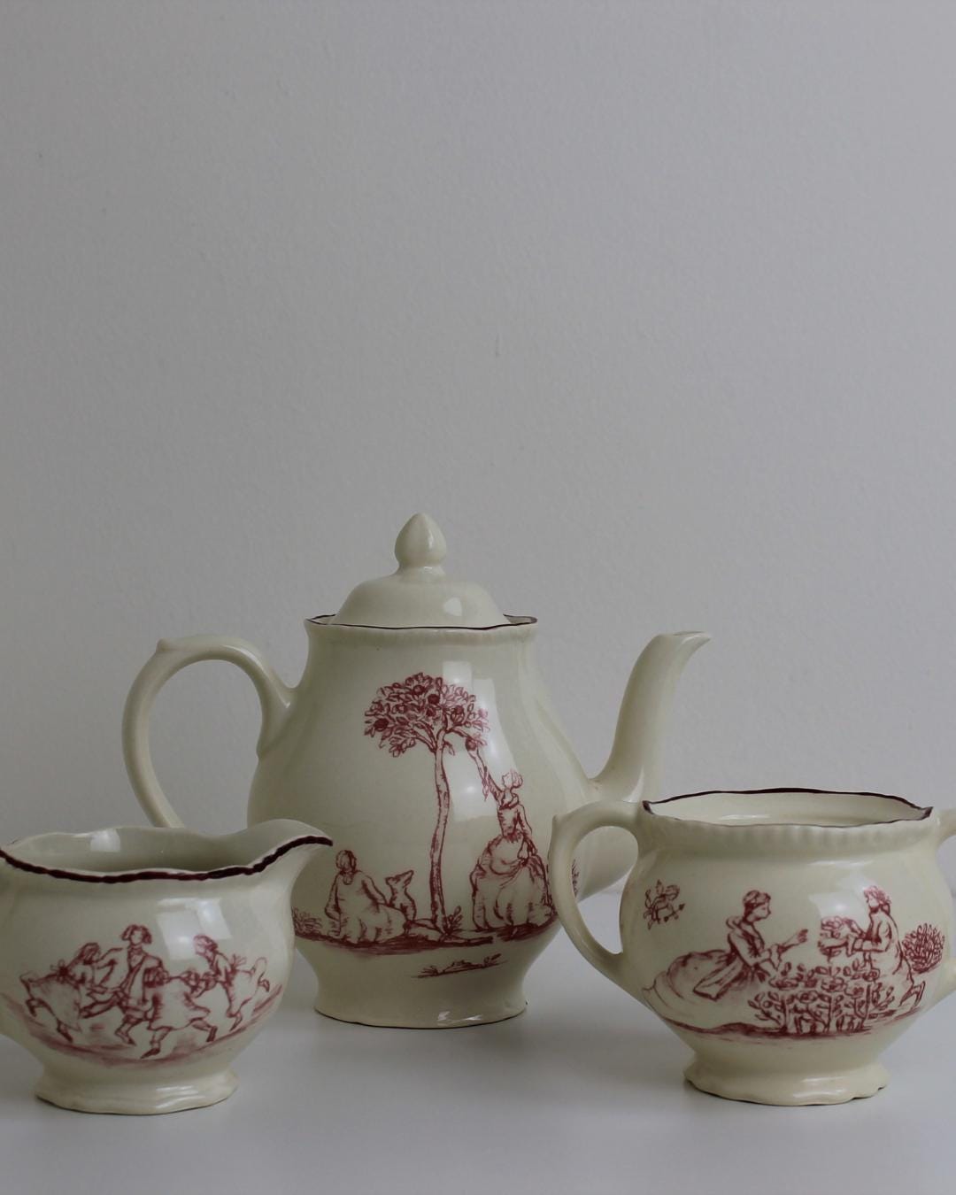 Staffordshire Potteries Red Transferware Teapot, Jug & Sugar Bowl Set – Mid-Century English - The Estate